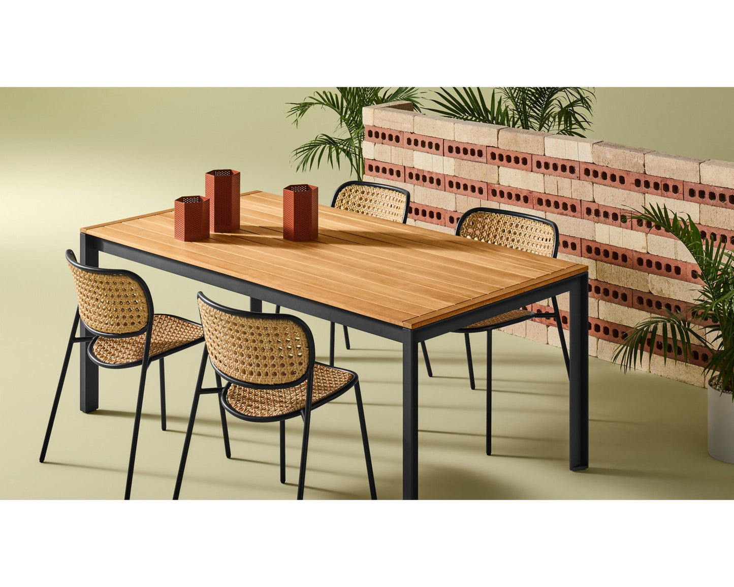 Made You Look Outdoor Chair