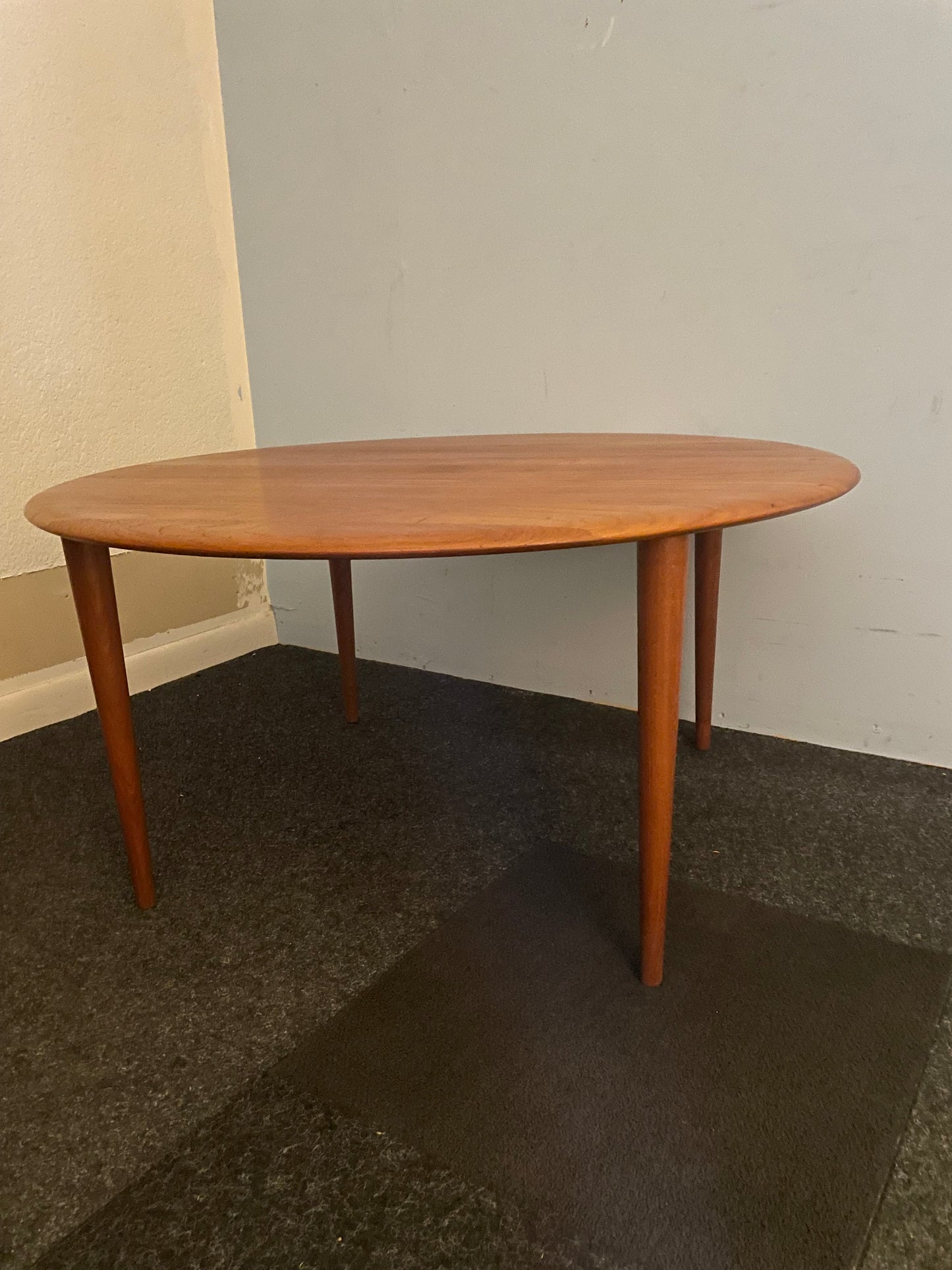 Peter Hvidt Round Teak Coffee Table