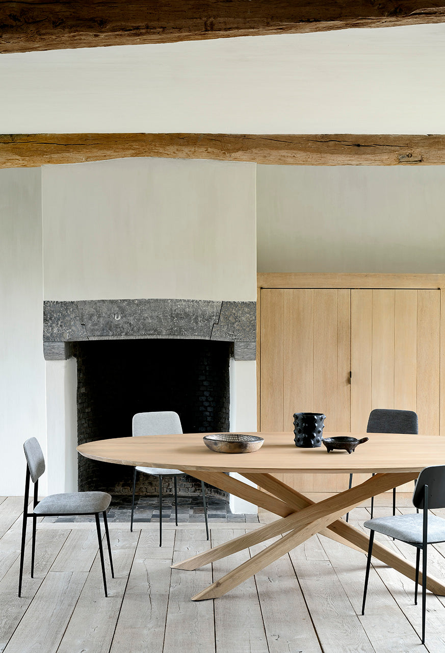 Mikado Oval Dining Table