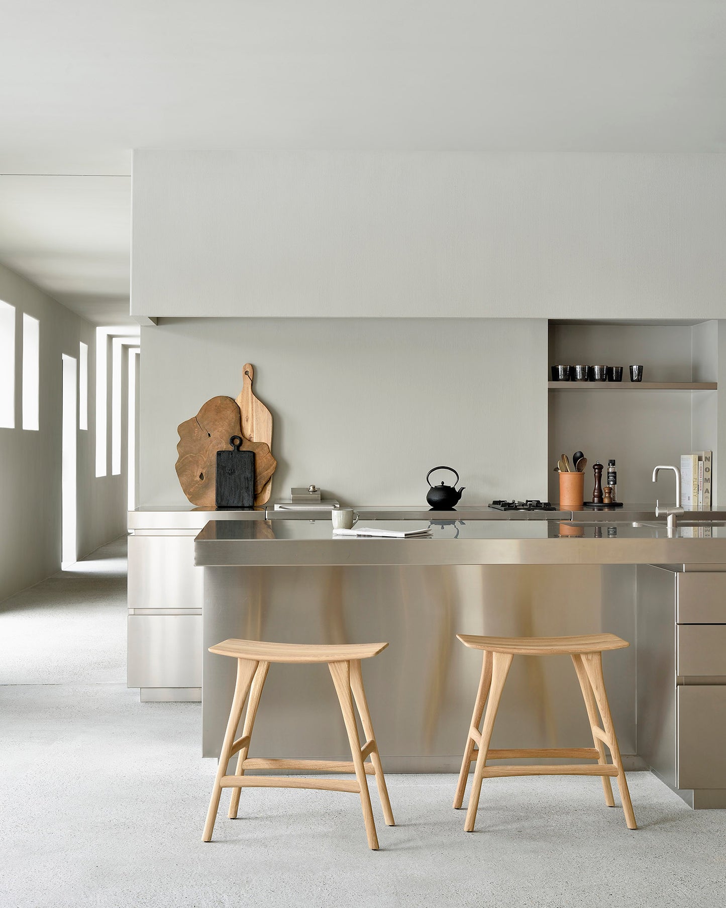 Osso Counter Stool